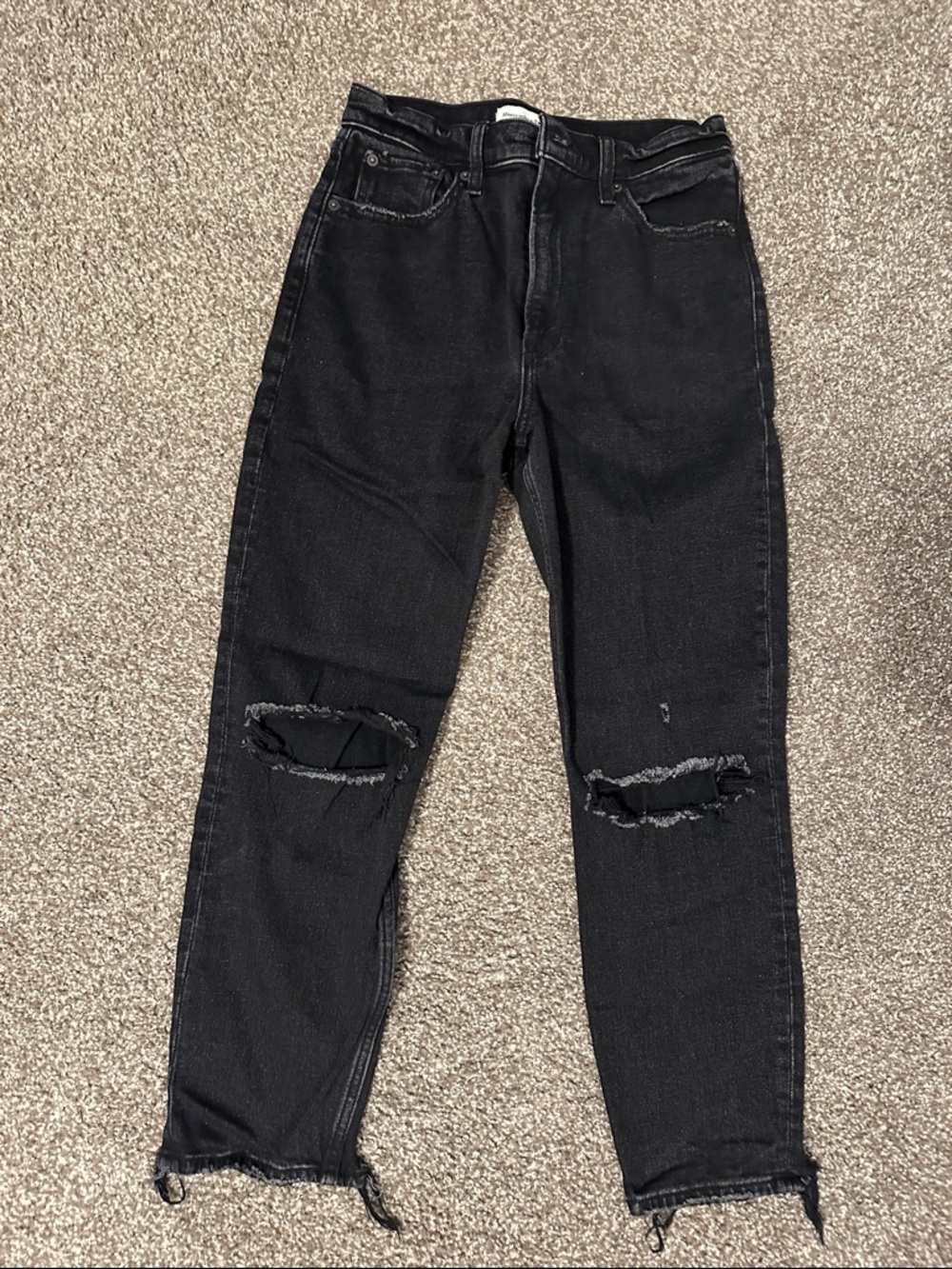 A&F Black Distressed Knee-Rip Straight Jeans- 25